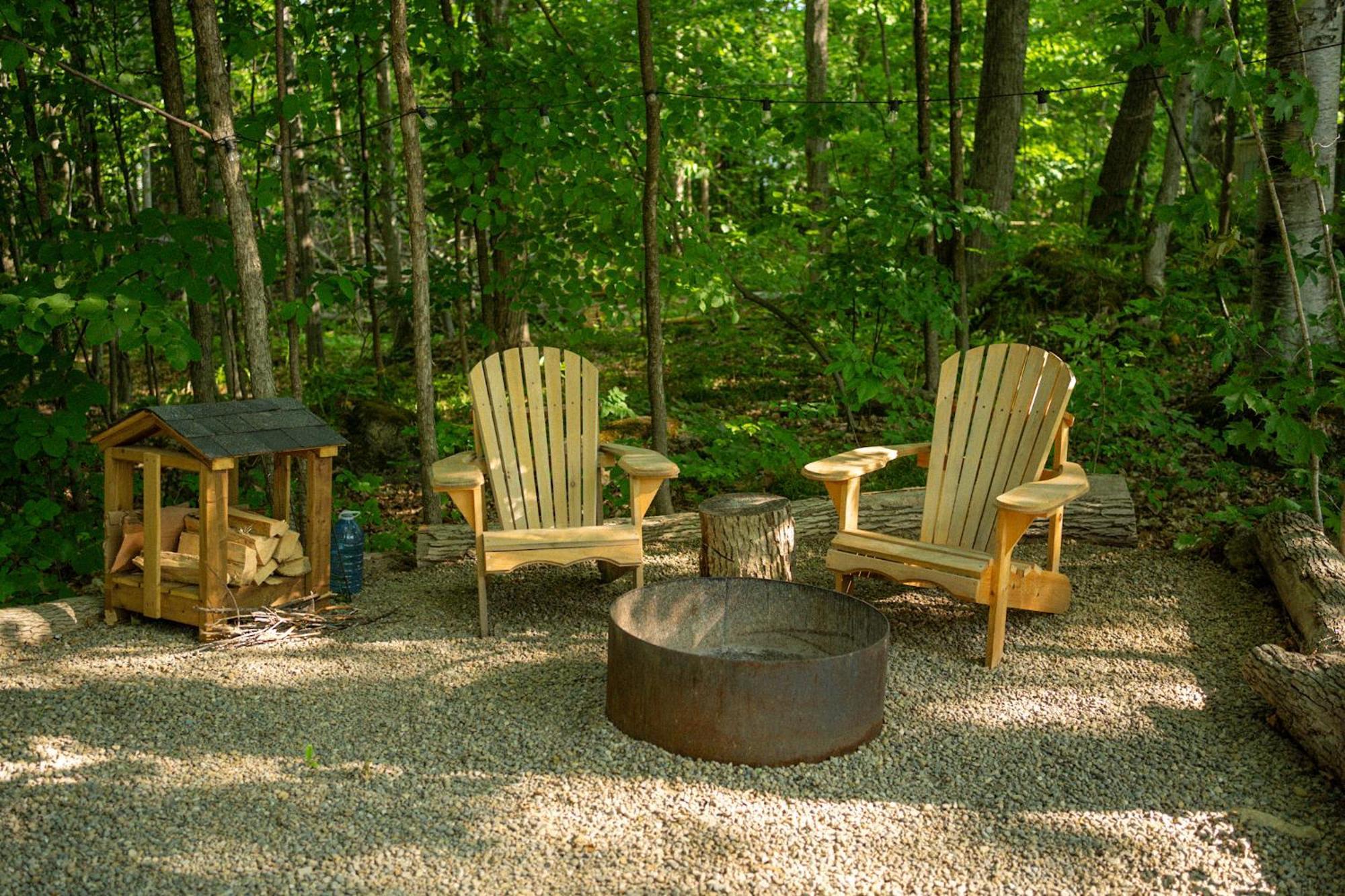 ホテル Grotto Getaway Miller Lake エクステリア 写真